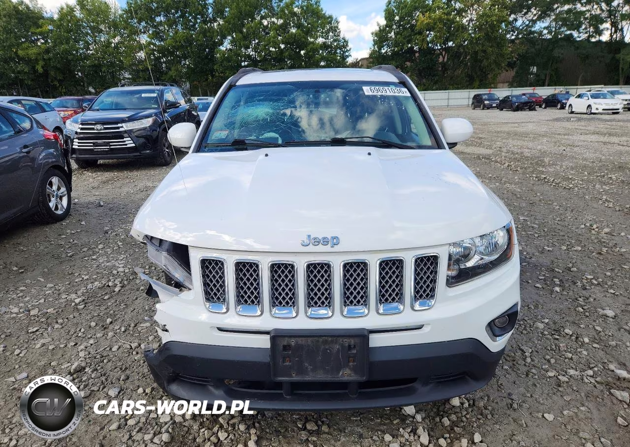 2017 Jeep Compass Latitude VIN:1C4NJDEB9HD176165 - 5