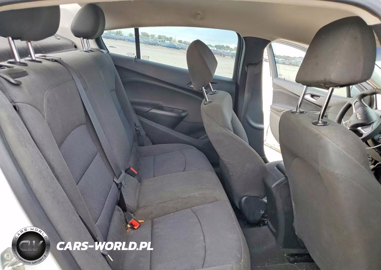 2018 Chevrolet Cruze Ls VIN:1G1BC5SM6J7235808 - 10