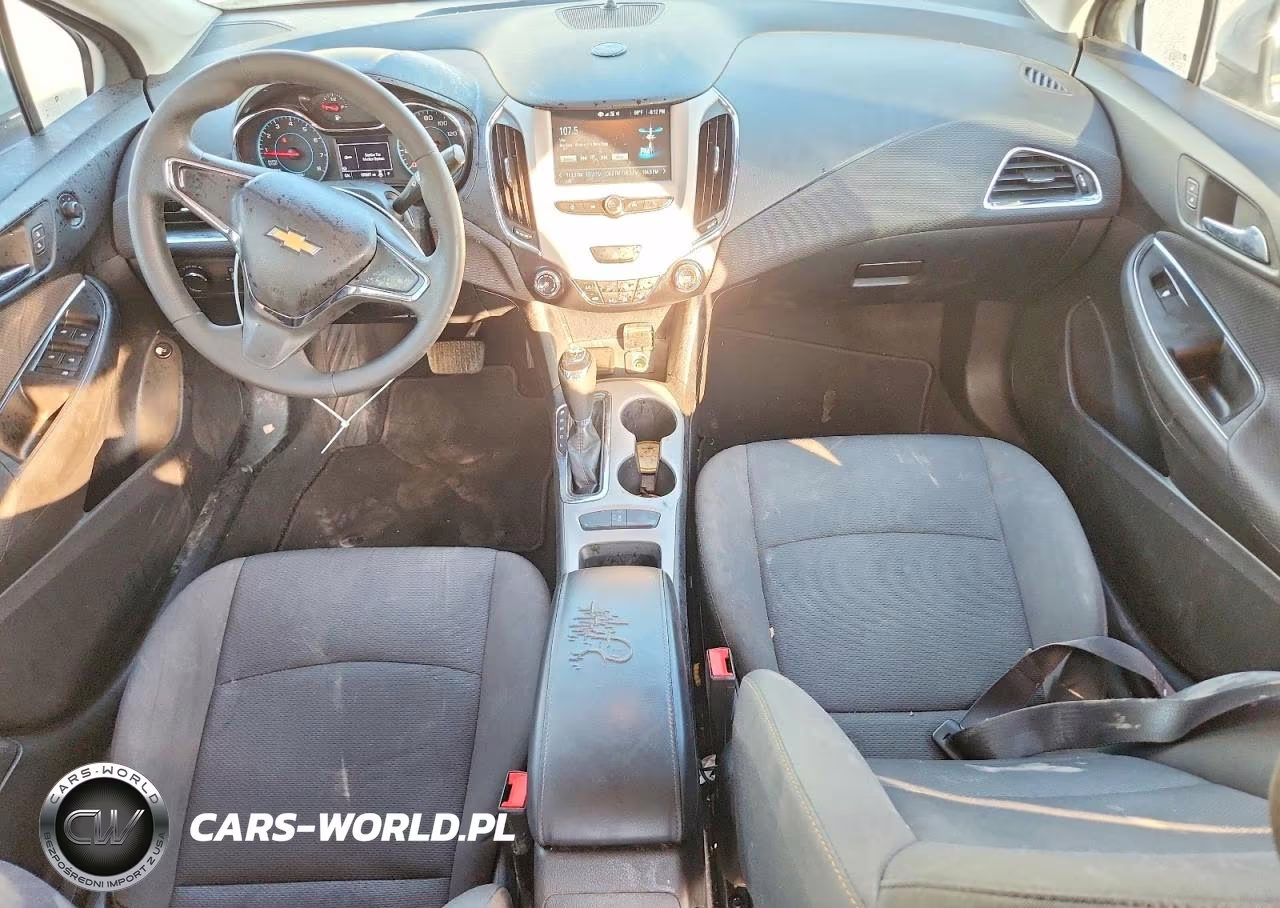 2018 Chevrolet Cruze Ls VIN:1G1BC5SM6J7235808 - 8