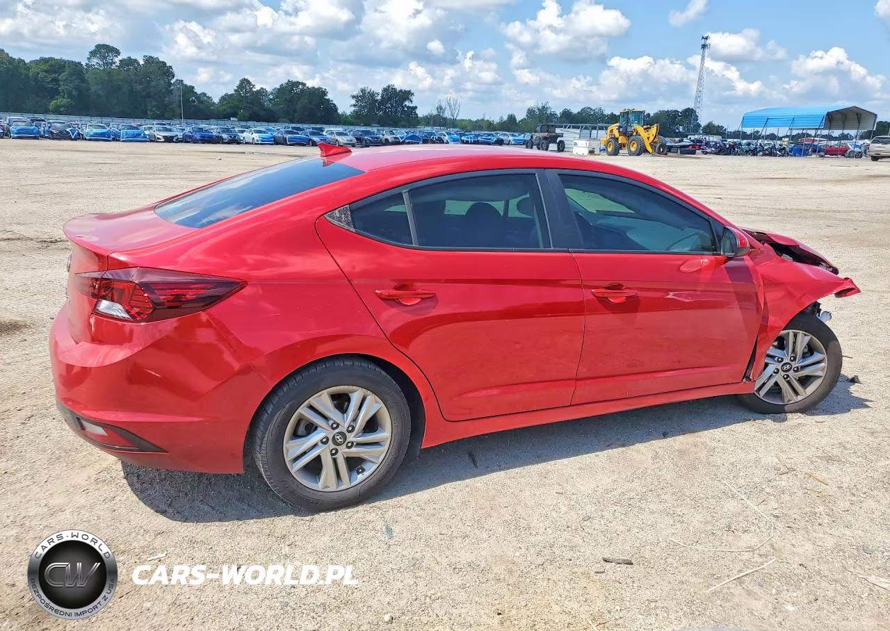 2020 Hyundai Elantra Sel VIN:5NPD84LF0LH607072 - 3