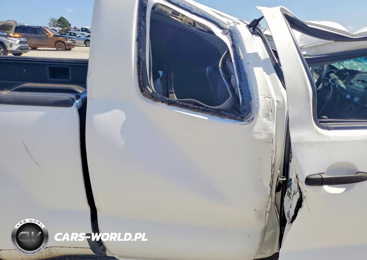 2010 Toyota Tacoma Base VIN:5TETX4CN2AZ695915 - 10