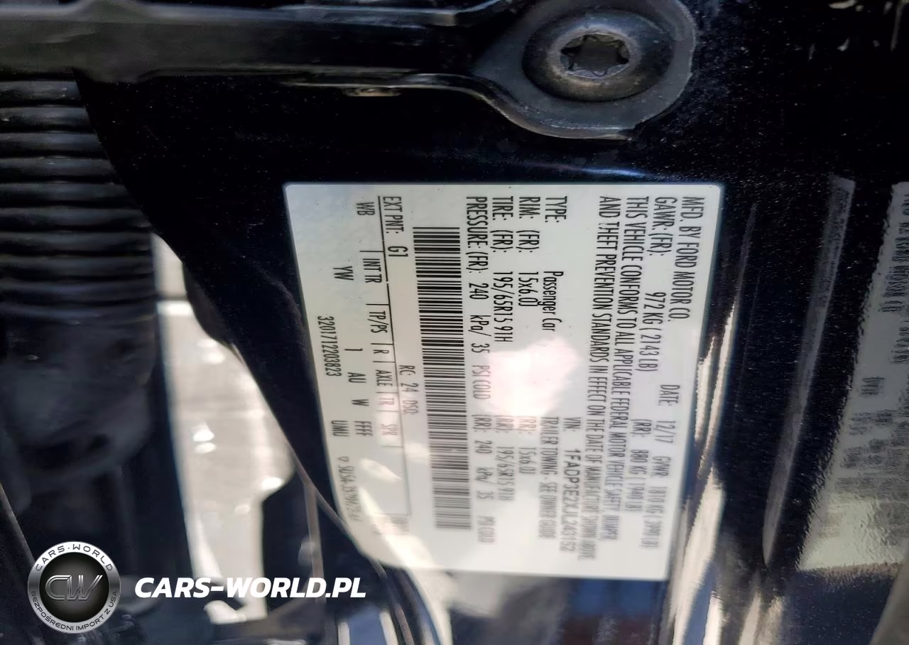2018 Ford Focus S VIN:1FADP3E2XJL243152 - 12