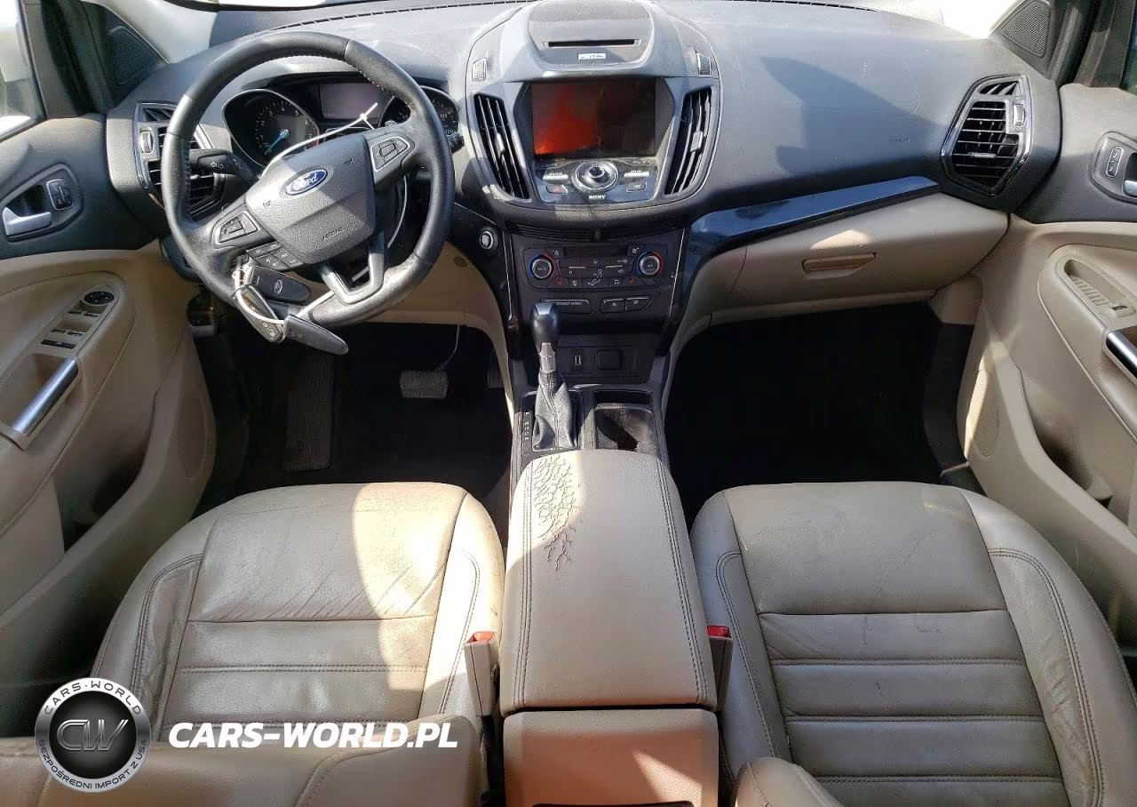 2017 Ford Escape Titanium VIN:1FMCU0J9XHUD40268 - 8
