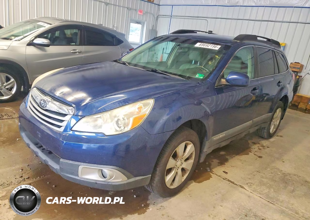 2010 Subaru Outback 2.5I Premium