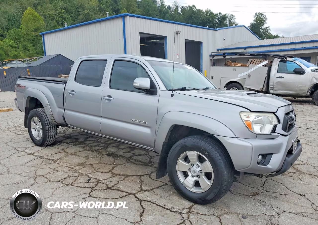 2015 Toyota Tacoma Double Cab Long Bed VIN:3TMMU4FN4FM073104 - 4