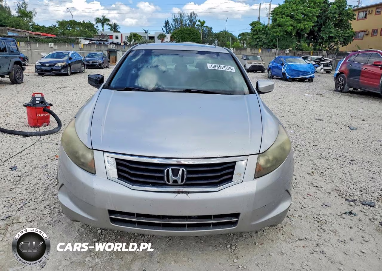 2010 Honda Accord Exl VIN:1HGCP2F81AA125619 - 5