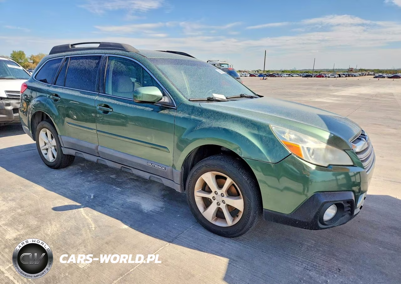 2013 Subaru Outback 2.5I Premium VIN:4S4BRCBC0D3223730 - 4