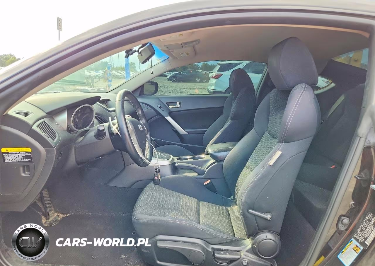 2010 Hyundai Genesis Coupe 2.0T VIN:KMHHT6KD7AU027943 - 7
