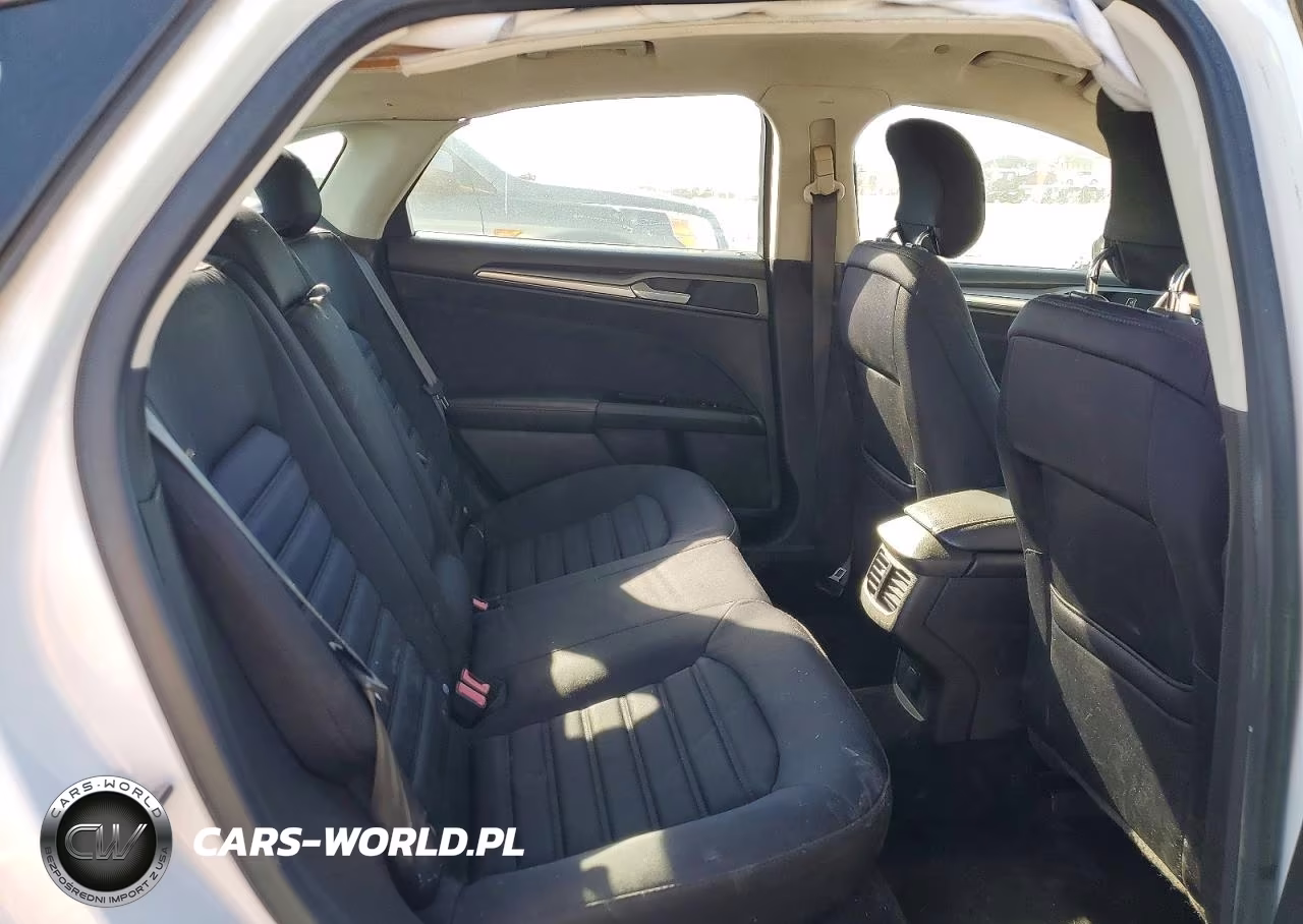2013 Ford Fusion Se Hybrid VIN:3FA6P0LUXDR209486 - 10