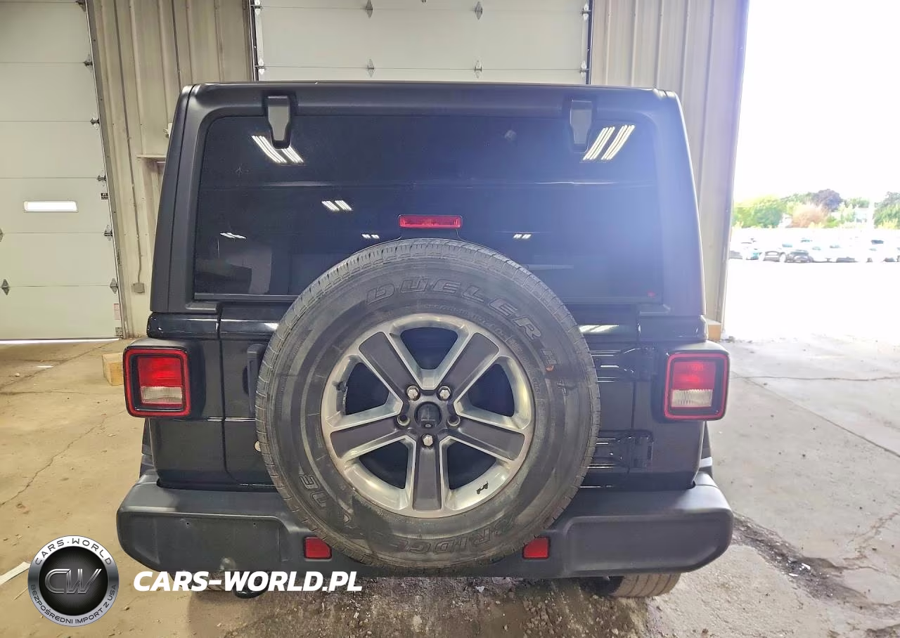 2019 Jeep Wrangler Unlimited Sahara VIN:1C4HJXEN6KW624656 - 6