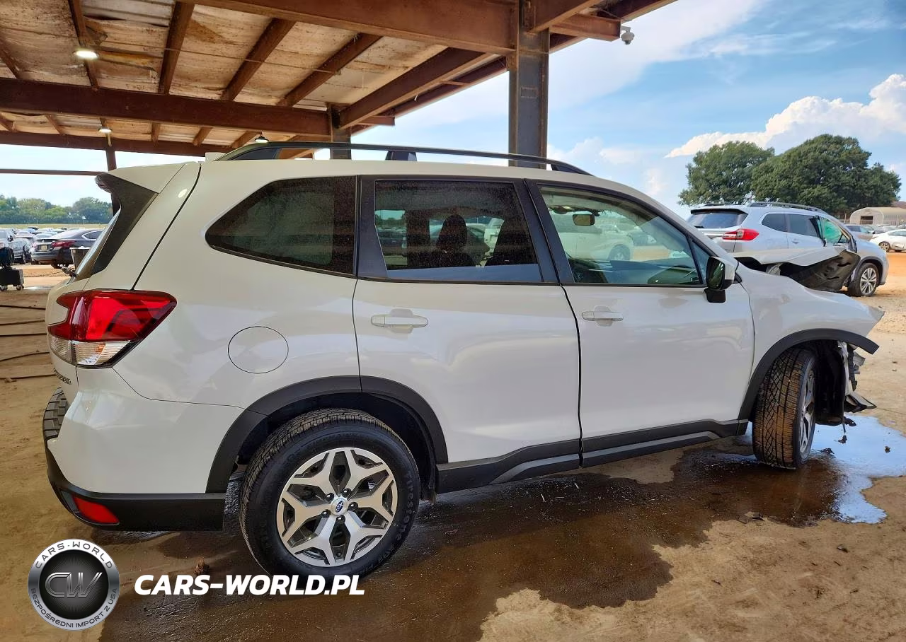 2021 Subaru Forester Premium VIN:JF2SKAJC5MH503405 - 3