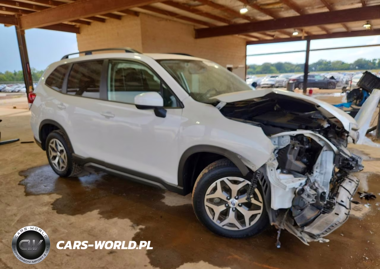 2021 Subaru Forester Premium VIN:JF2SKAJC5MH503405 - 4