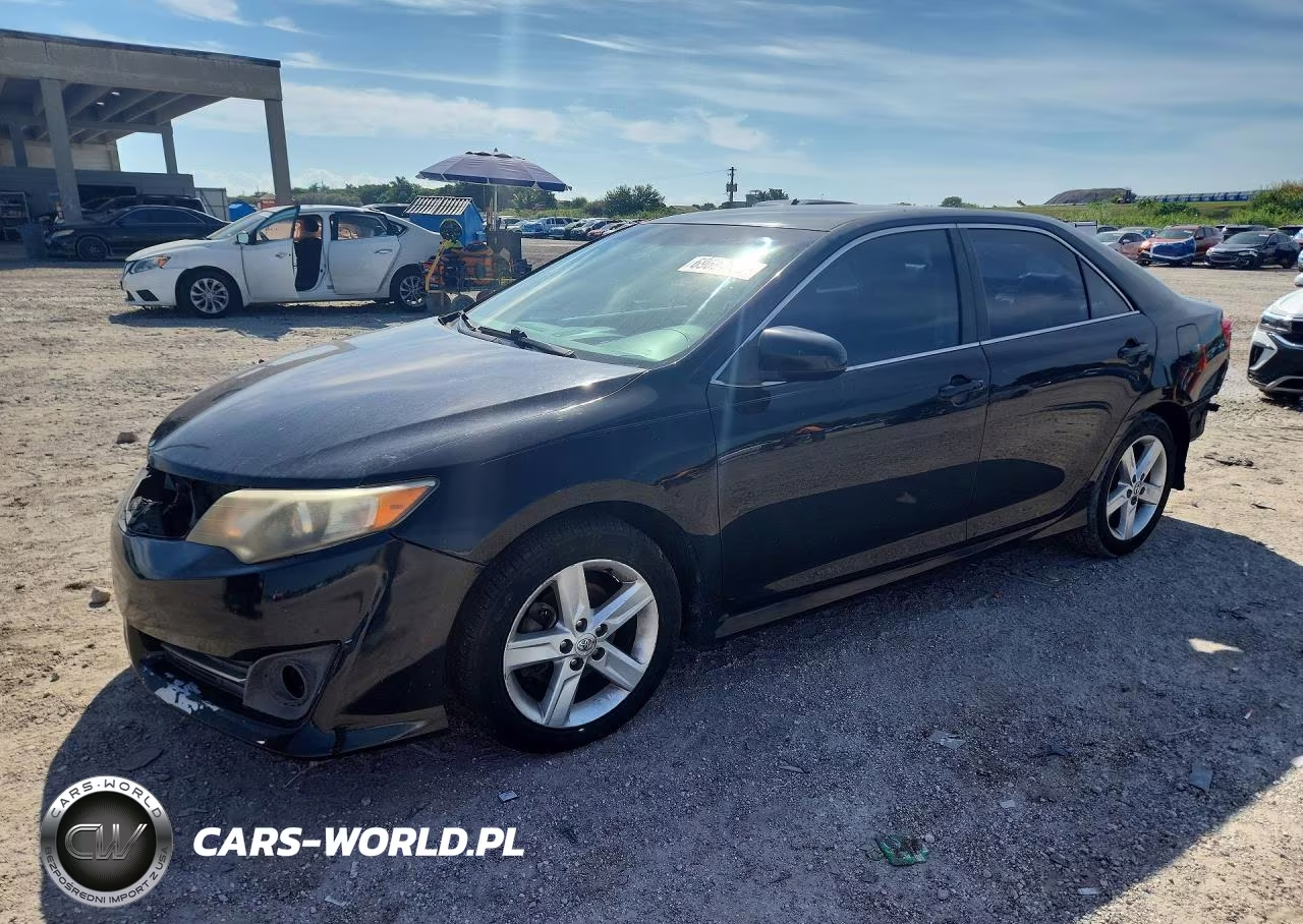 2014 Toyota Camry Se VIN:4T1BF1FK7EU373389 - 1
