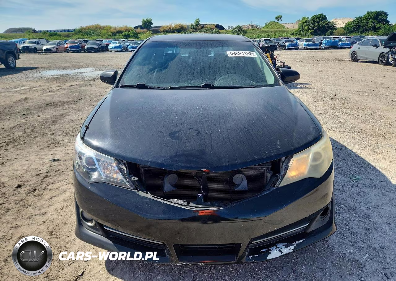 2014 Toyota Camry Se VIN:4T1BF1FK7EU373389 - 5