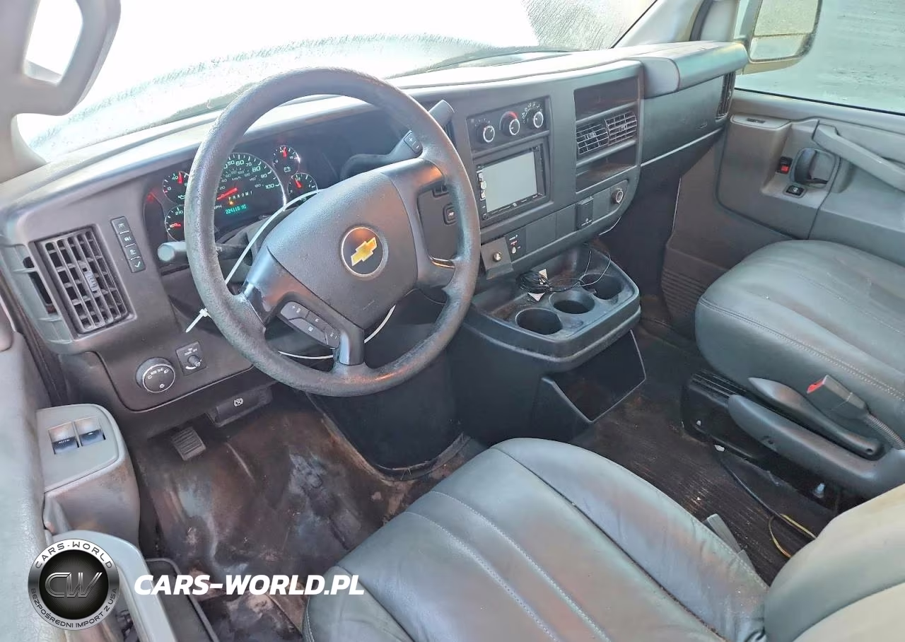 2016 Chevrolet Express 2500 Cargo Delivery Van VIN:1GCWGAFF8G1286269 - 8