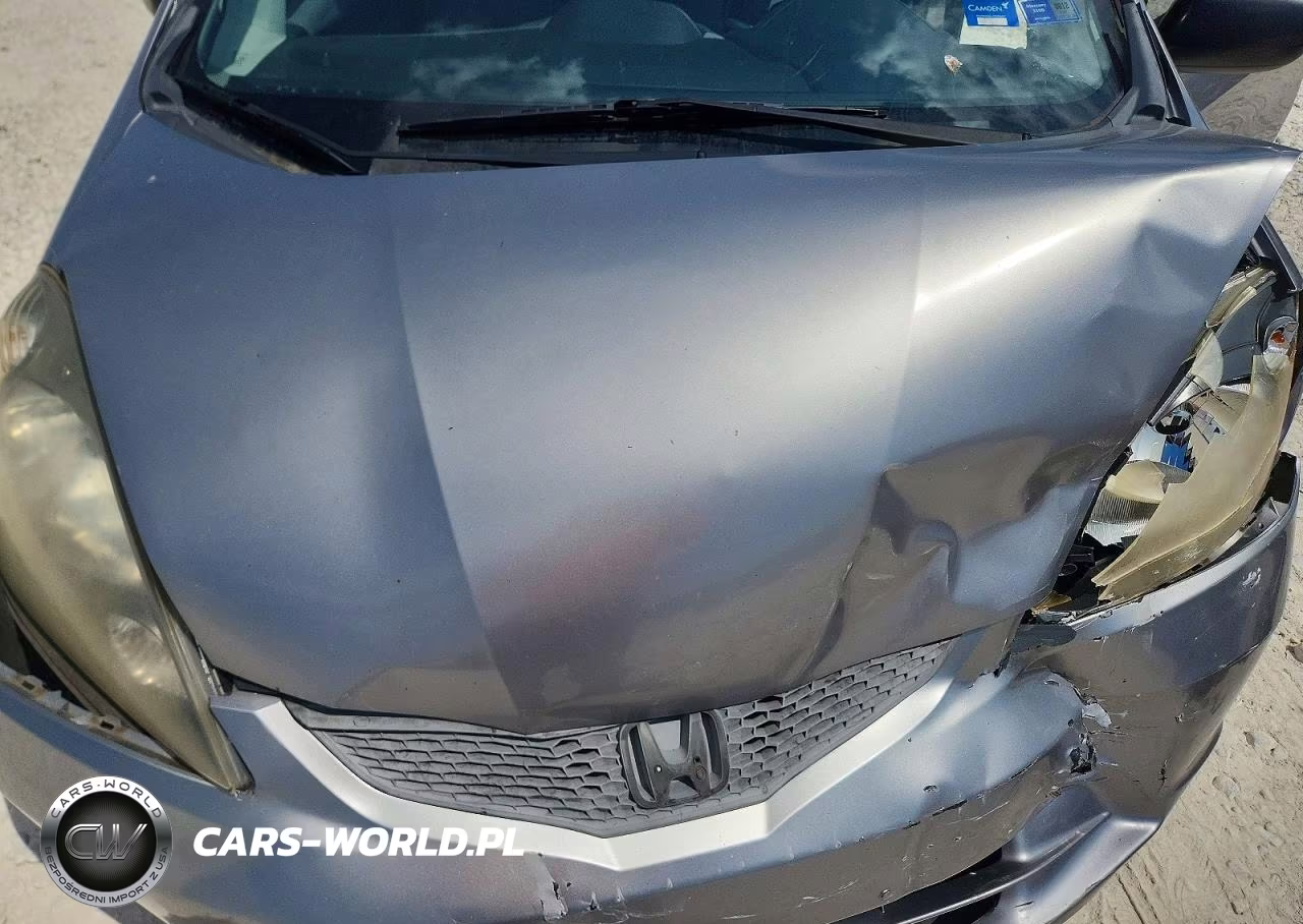 2009 Honda Fit VIN:JHMGE88299C002179 - 11