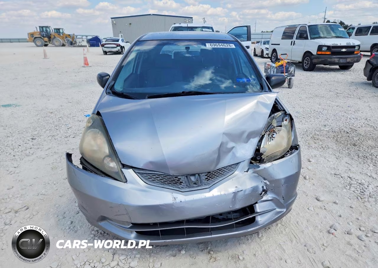 2009 Honda Fit VIN:JHMGE88299C002179 - 5