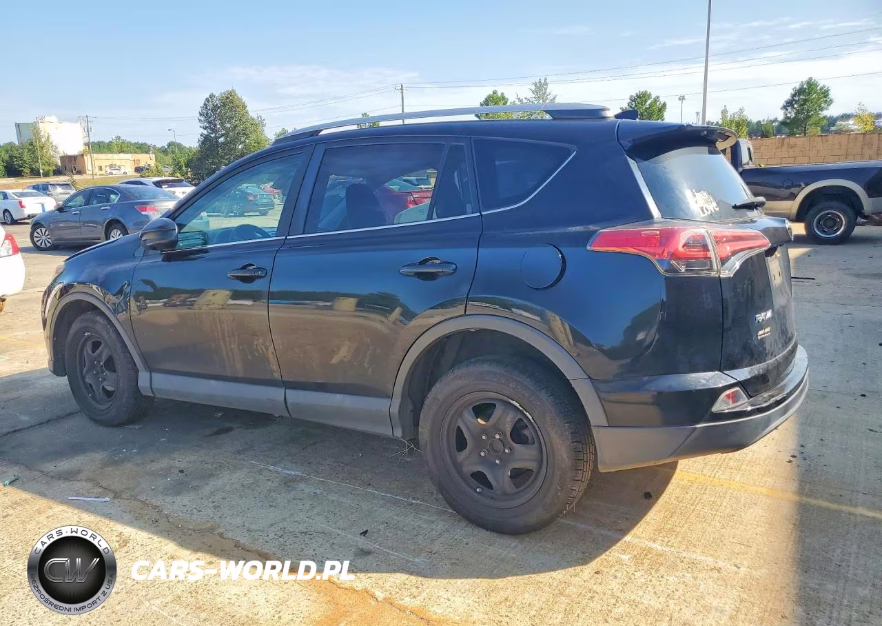 2018 Toyota Rav4 Le VIN:2T3ZFREV0JW508951 - 2