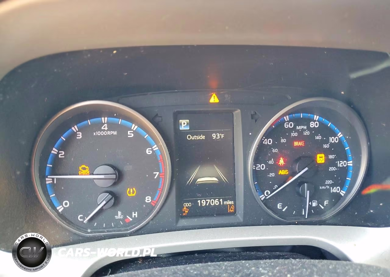 2018 Toyota Rav4 Le VIN:2T3ZFREV0JW508951 - 9