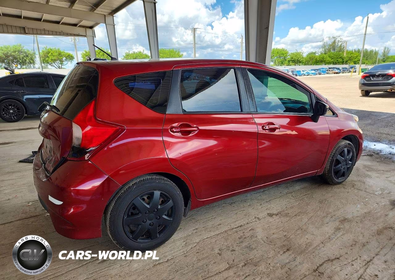 2017 Nissan Versa Note S Plus VIN:3N1CE2CP1HL371334 - 3