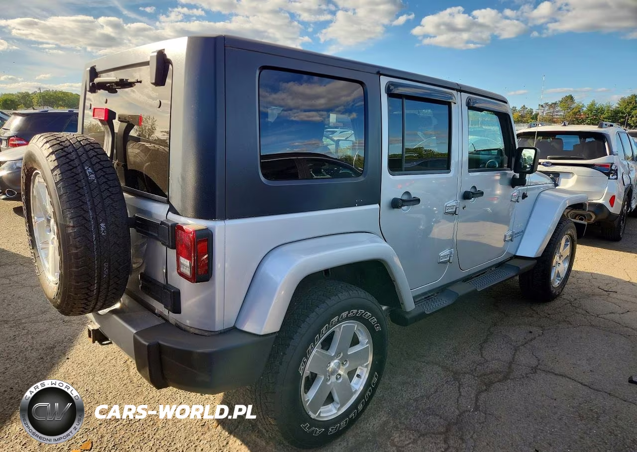 2008 Jeep Wrangler Unlimited Sahara VIN:1J8GA59198L652431 - 3
