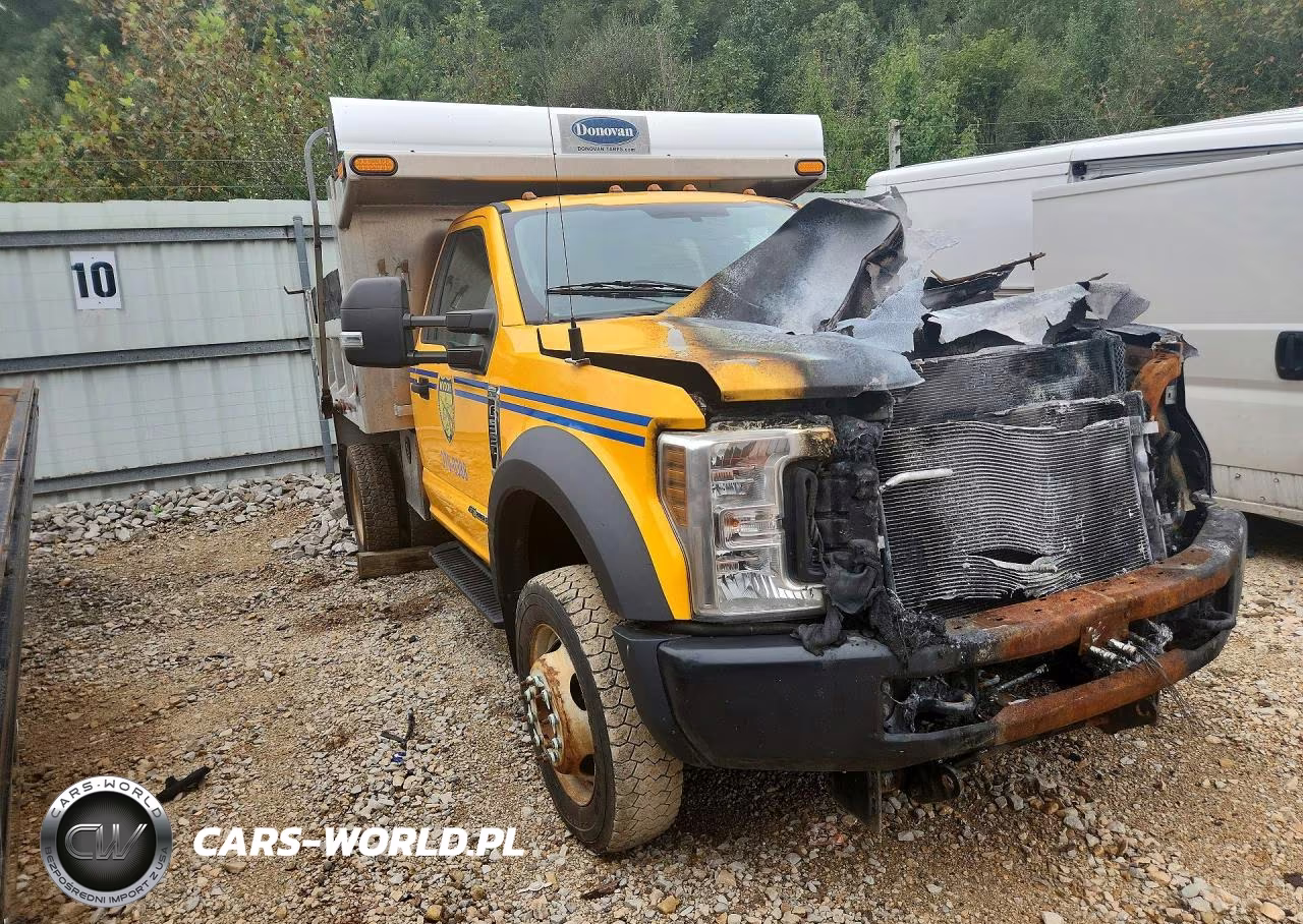 2019 Ford F550 Super Duty Dump Truck VIN:1FDUF5HT5KEG25023 - 4