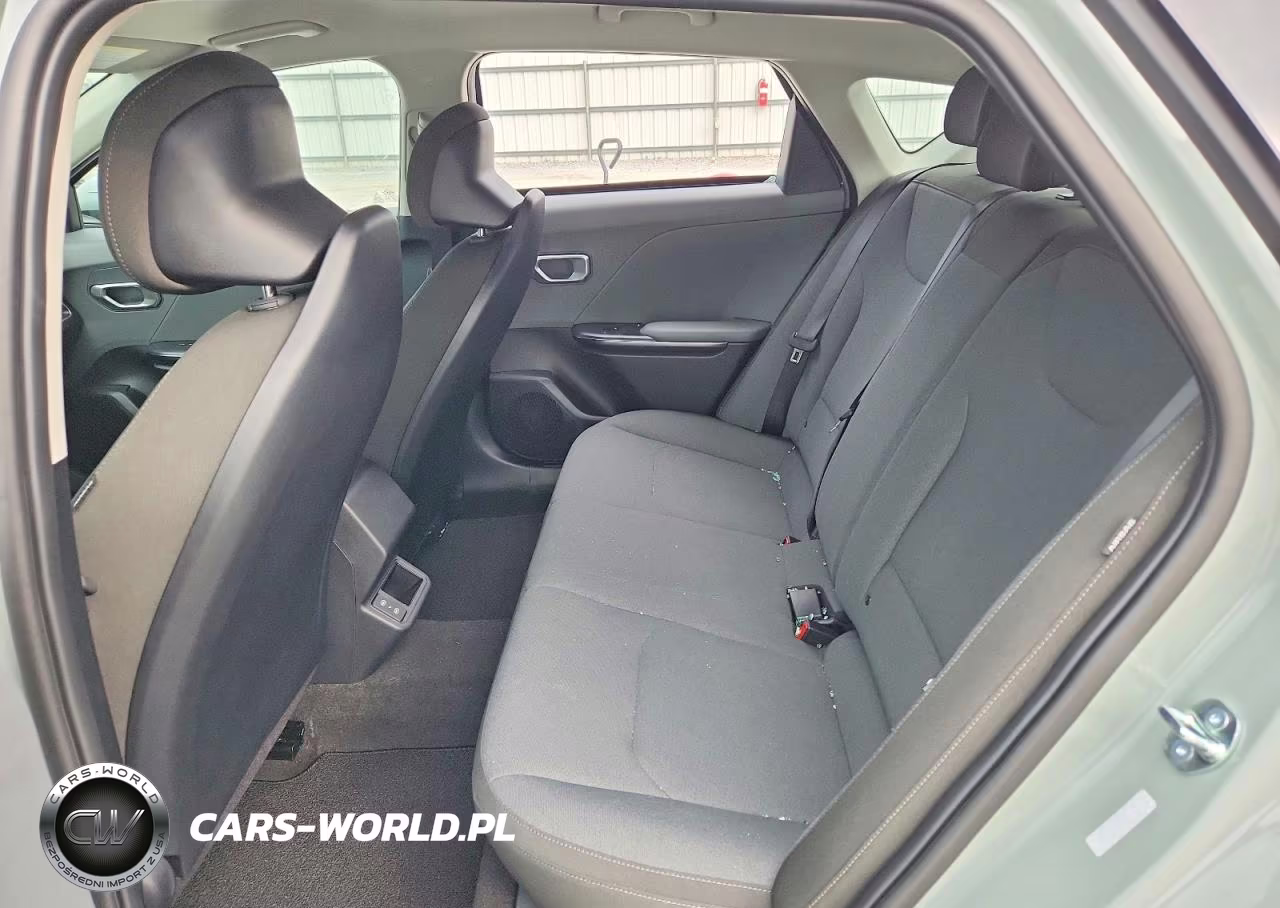 2026 Kia K4 Lxs VIN:3KPFT4DE0TE371881 - 10