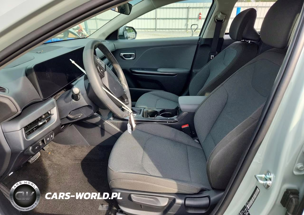 2026 Kia K4 Lxs VIN:3KPFT4DE0TE371881 - 7
