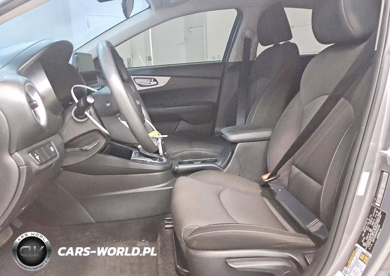 2023 Kia Forte Lxs VIN:3KPF24AD0PE622385 - 7