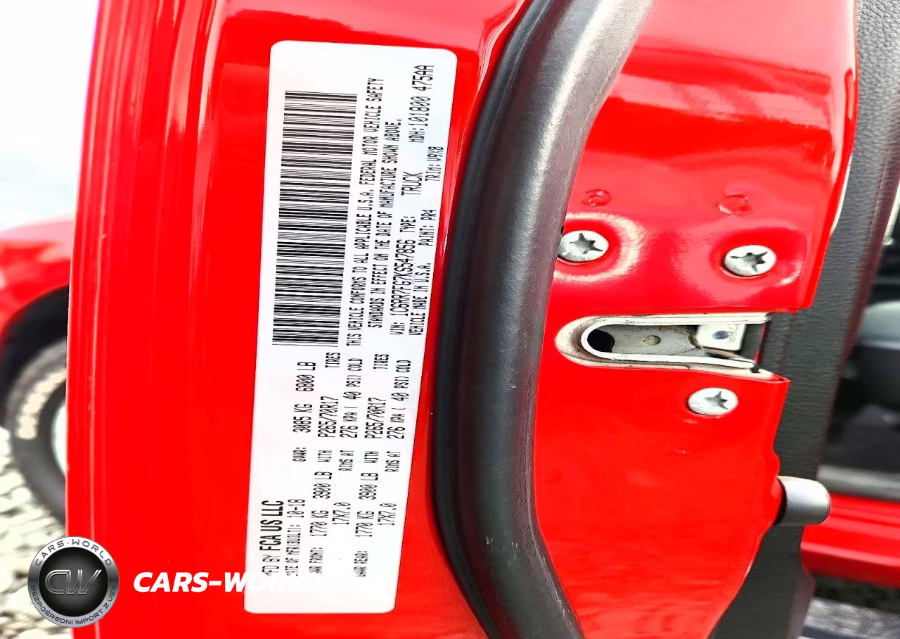 2019 Ram 1500 Classic Tradesman VIN:1C6RR7FG7KS547856 - 12