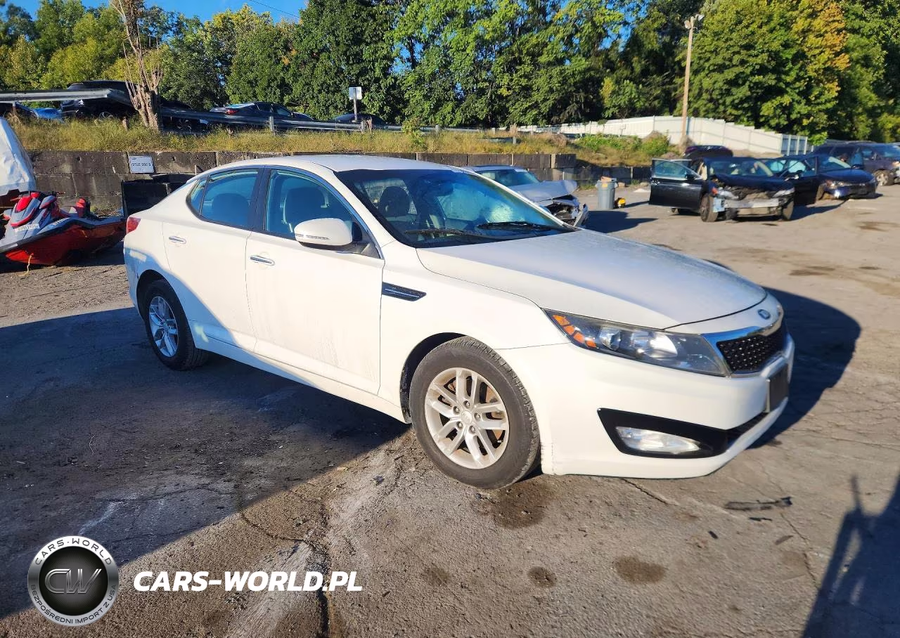 2013 Kia Optima Lx VIN:5XXGM4A71DG091242 - 4