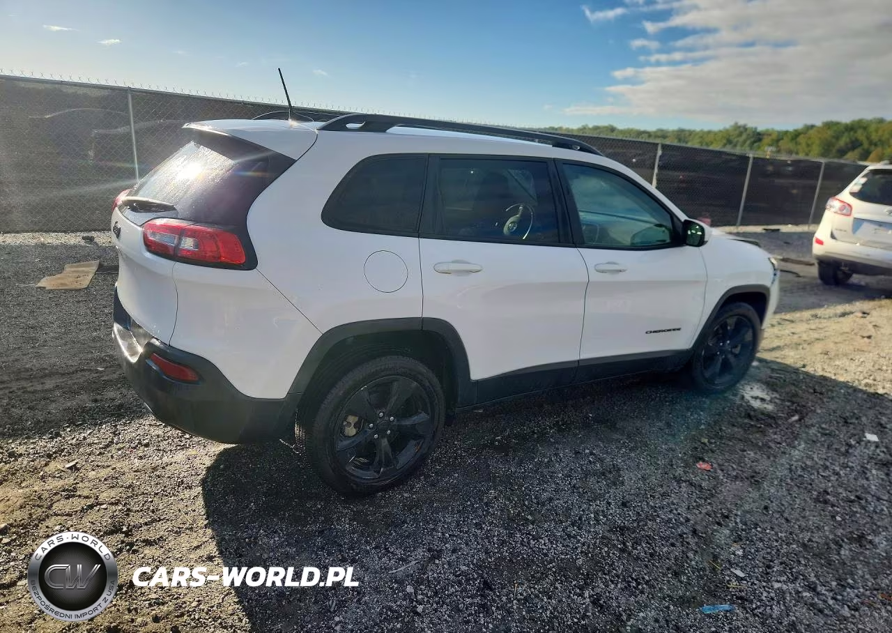 2018 Jeep Cherokee Latitude VIN:1C4PJLCB1JD552949 - 3