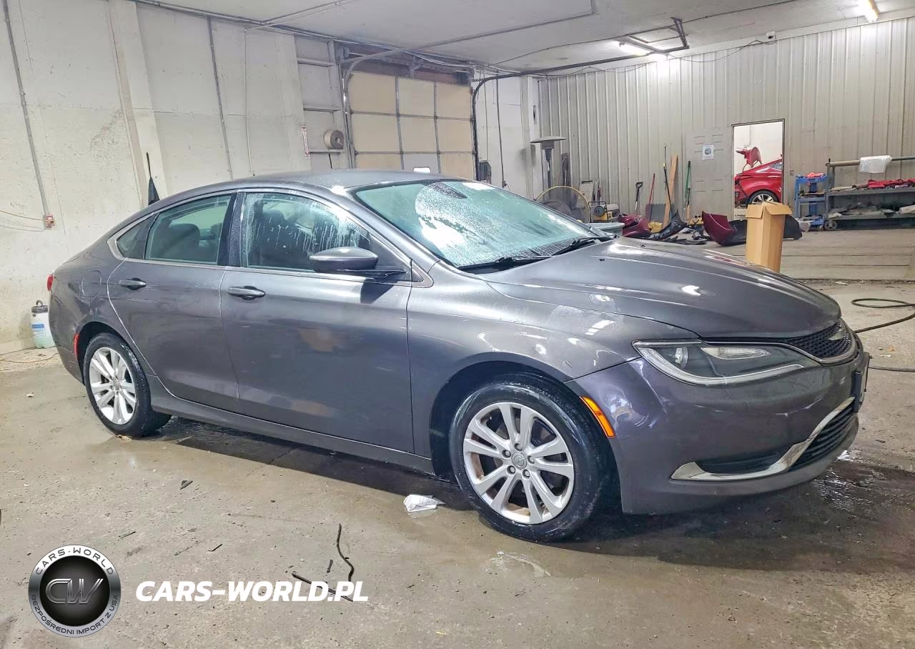 2016 Chrysler 200 Limited VIN:1C3CCCAB6GN110901 - 4