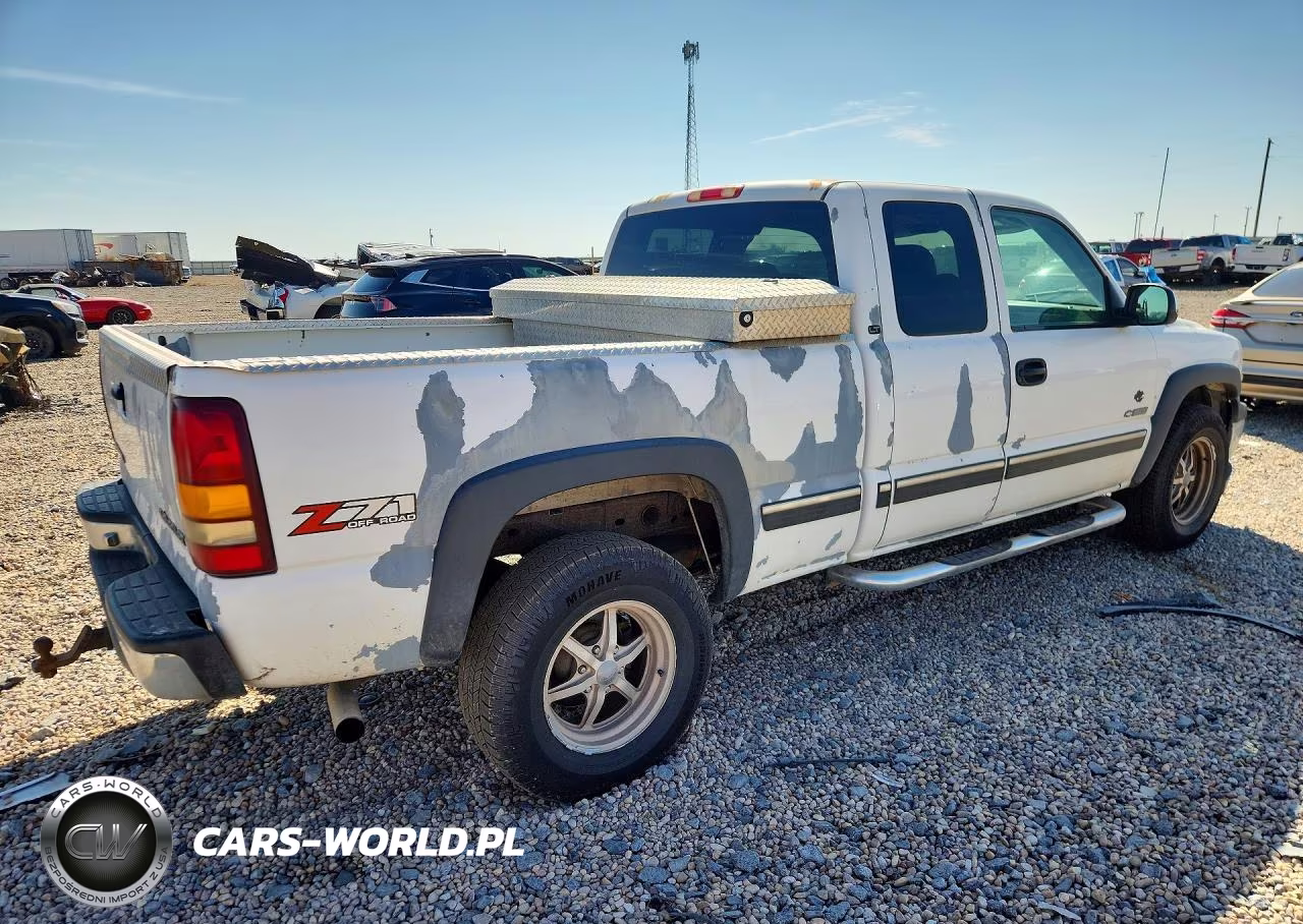 2001 Chevrolet Silverado K1500 VIN:2GCEK19T511300254 - 3