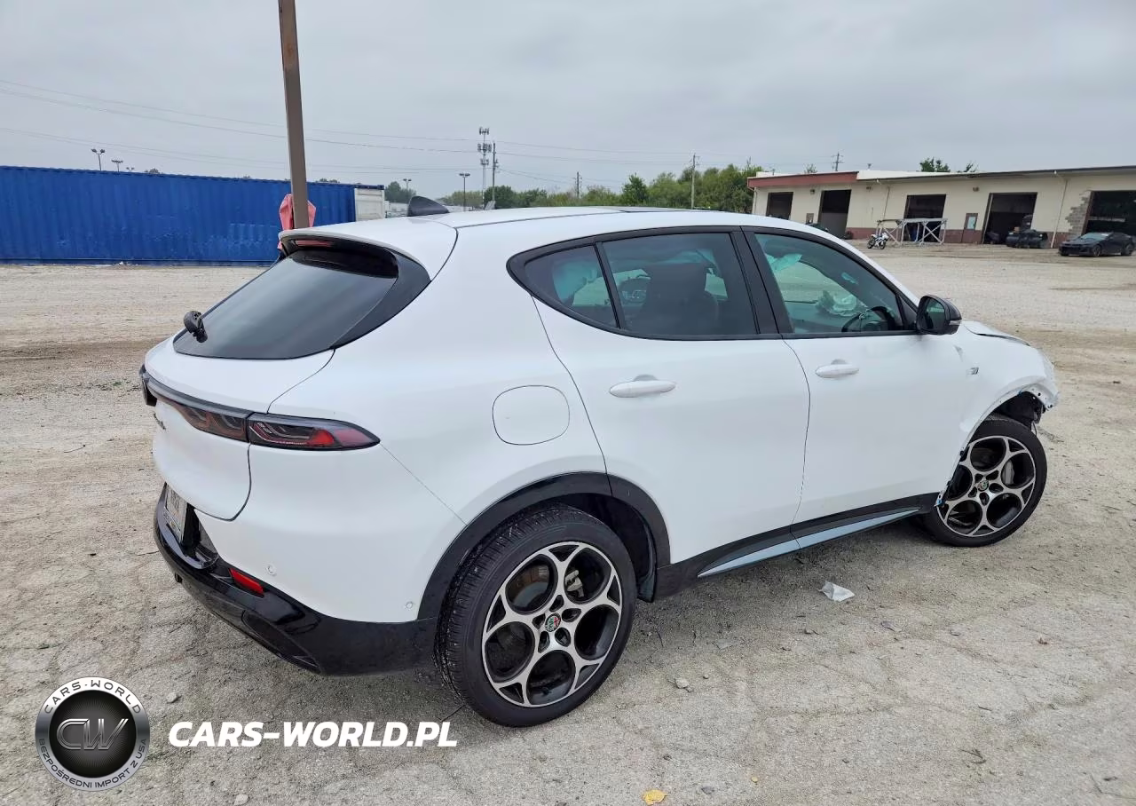 2024 Alfa Romeo Tonale Ti VIN:ZASPATCWXR3035707 - 3