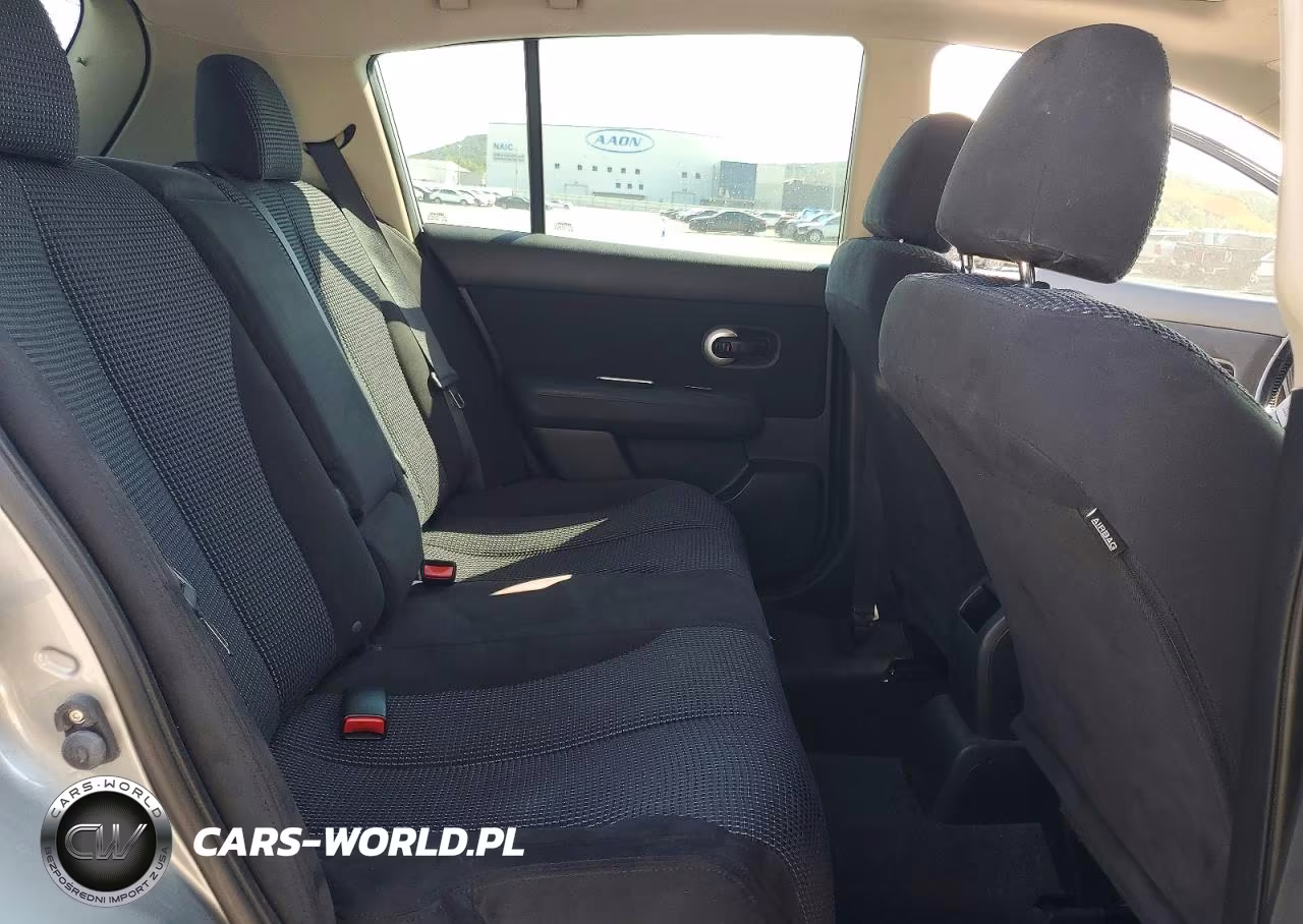 2011 Nissan Versa 1.8 S VIN:3N1BC1CP4BL389958 - 10