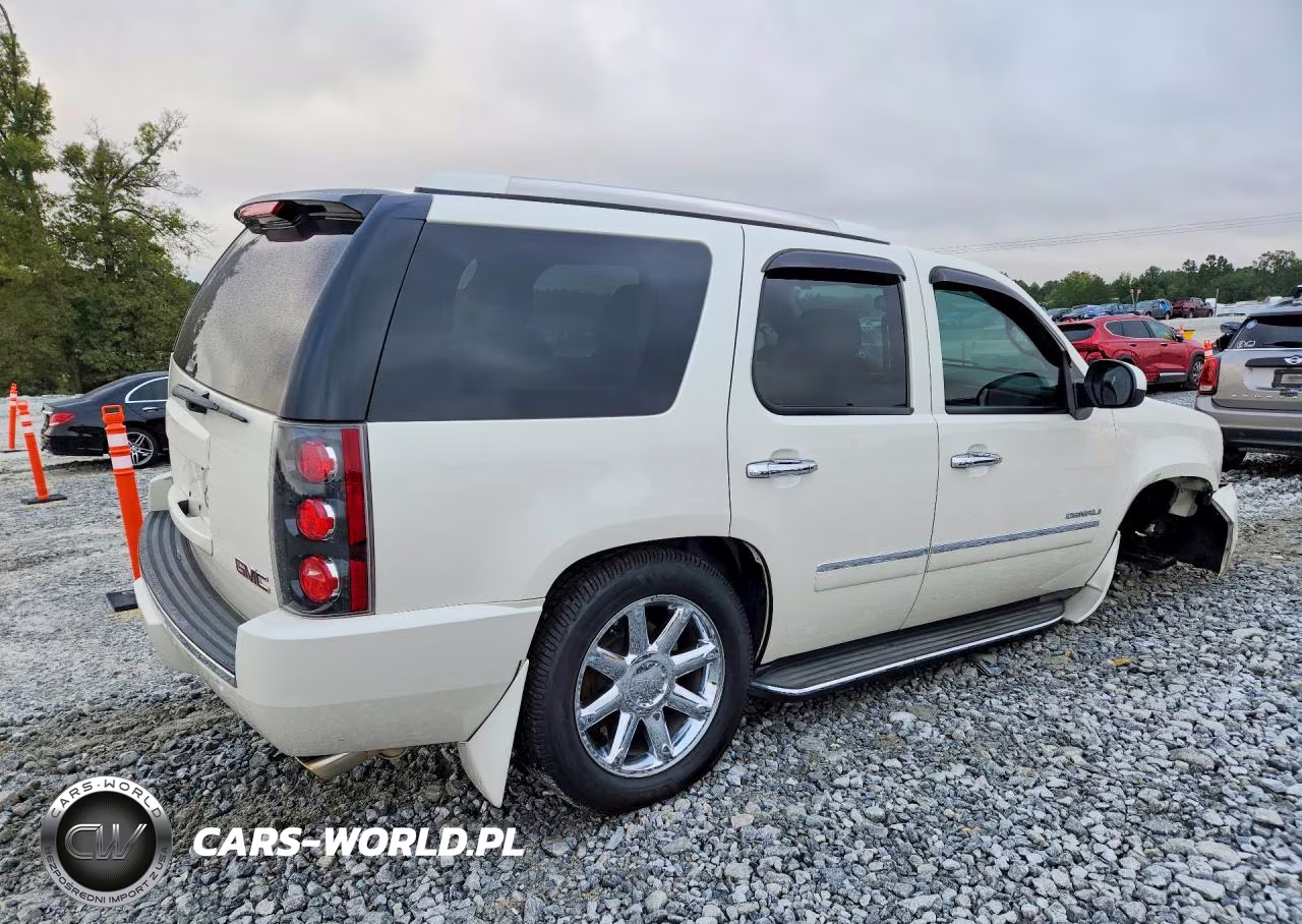 2014 GMC Yukon Denali VIN:1GKS1EEF9ER203637 - 3
