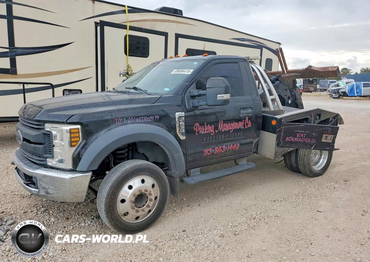2017 Ford F450 Super Duty VIN:1FDUF4GY3HEB38158 - 1
