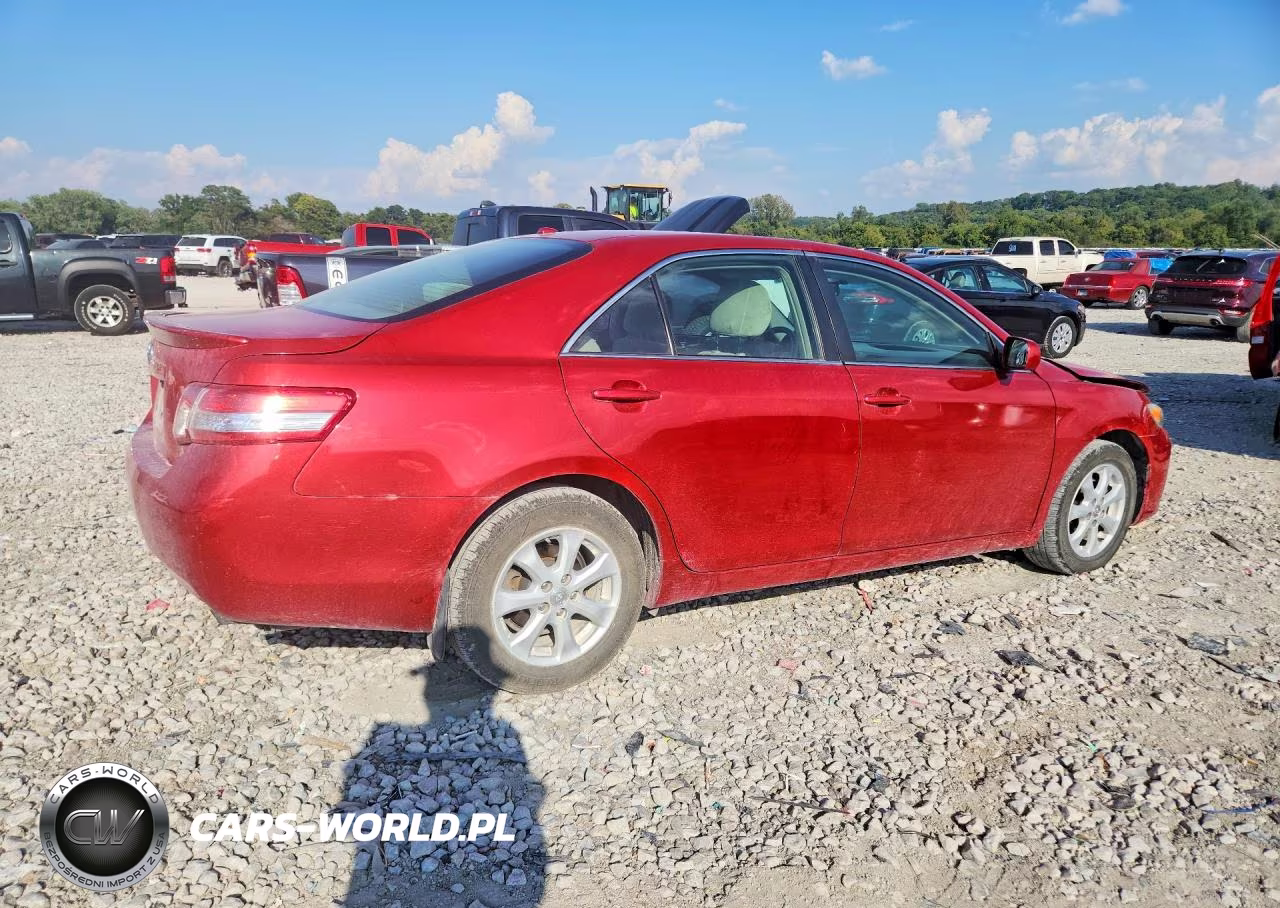 2010 Toyota Camry Le VIN:4T4BF3EK2AR071957 - 3