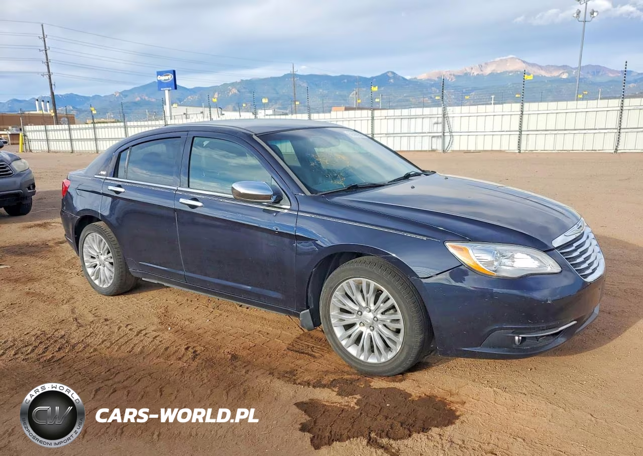 2011 Chrysler 200 Limited VIN:1C3BC2FB1BN595021 - 4