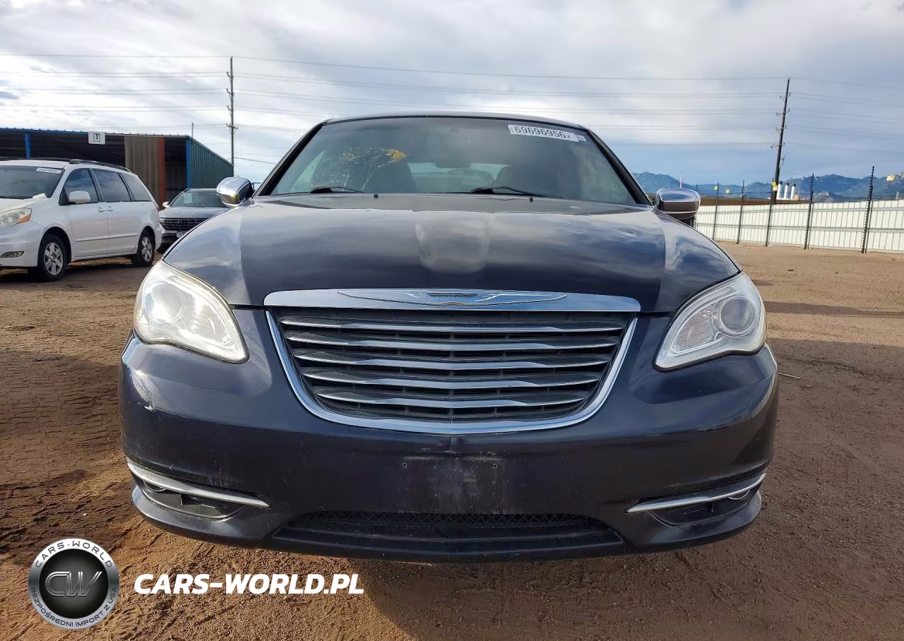 2011 Chrysler 200 Limited VIN:1C3BC2FB1BN595021 - 5