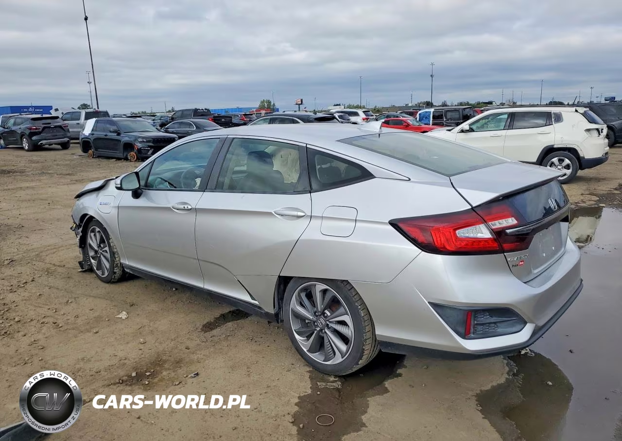 2018 Honda Clarity Touring VIN:JHMZC5F33JC011084 - 2