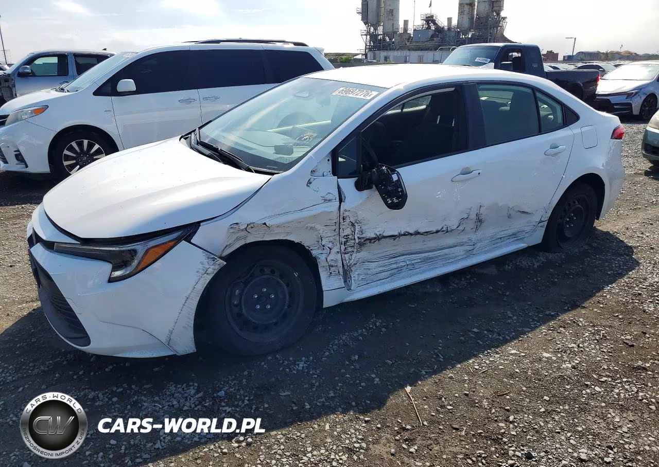 2024 Toyota Corolla Hybrid Le – zdjęcie 1 z 13
