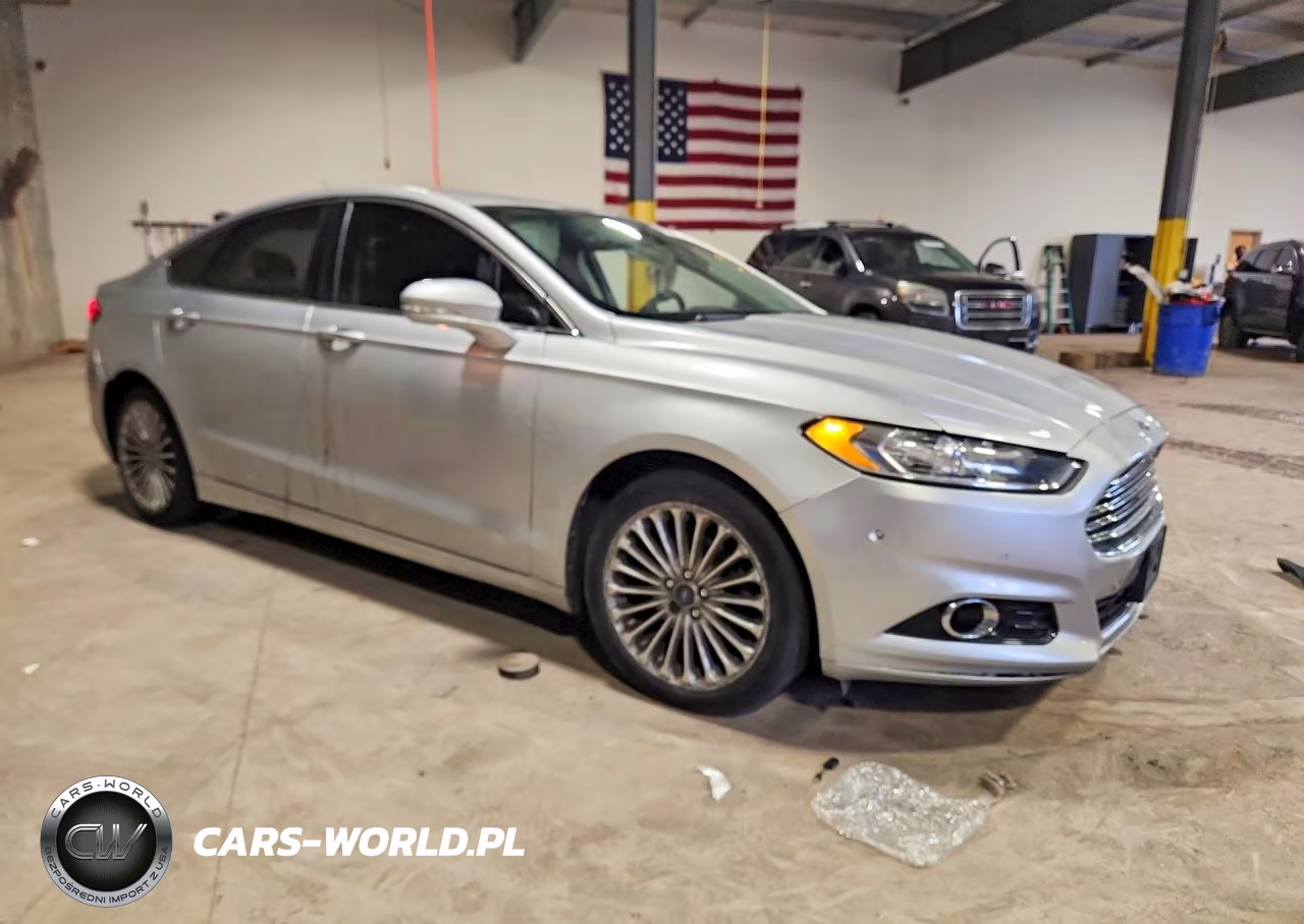 2013 Ford Fusion Titanium VIN:3FA6P0K94DR196926 - 4