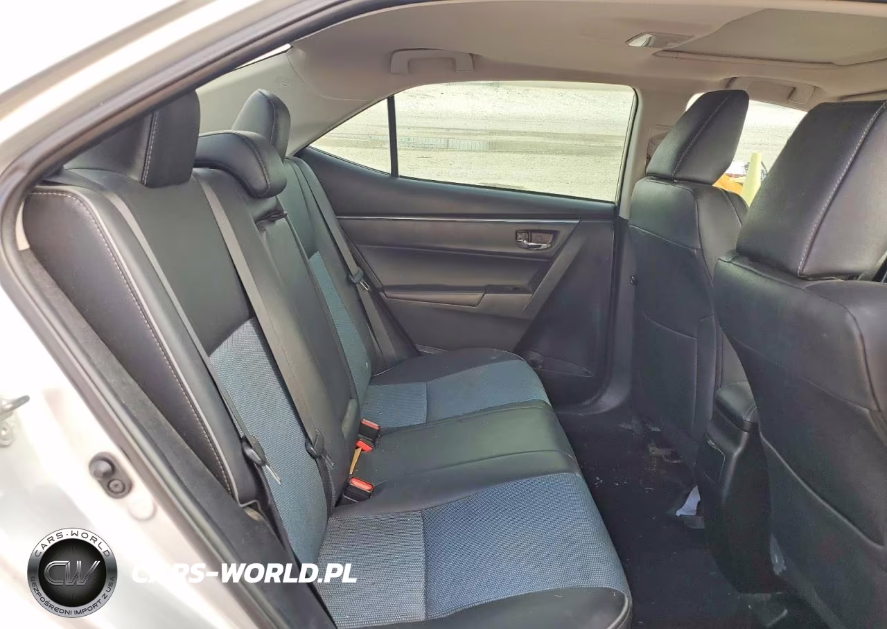 2015 Toyota Corolla S Plus VIN:5YFBURHE1FP346820 - 10
