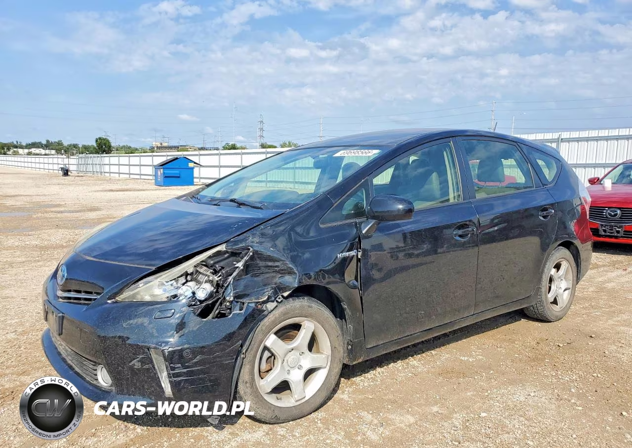 2013 Toyota Prius V Five – zdjęcie 1 z 12