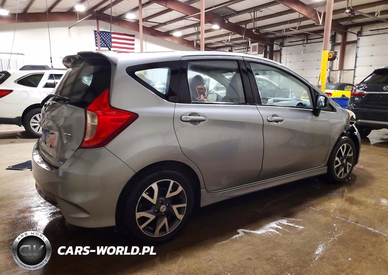 2015 Nissan Versa Note Sr VIN:3N1CE2CP5FL424100 - 3