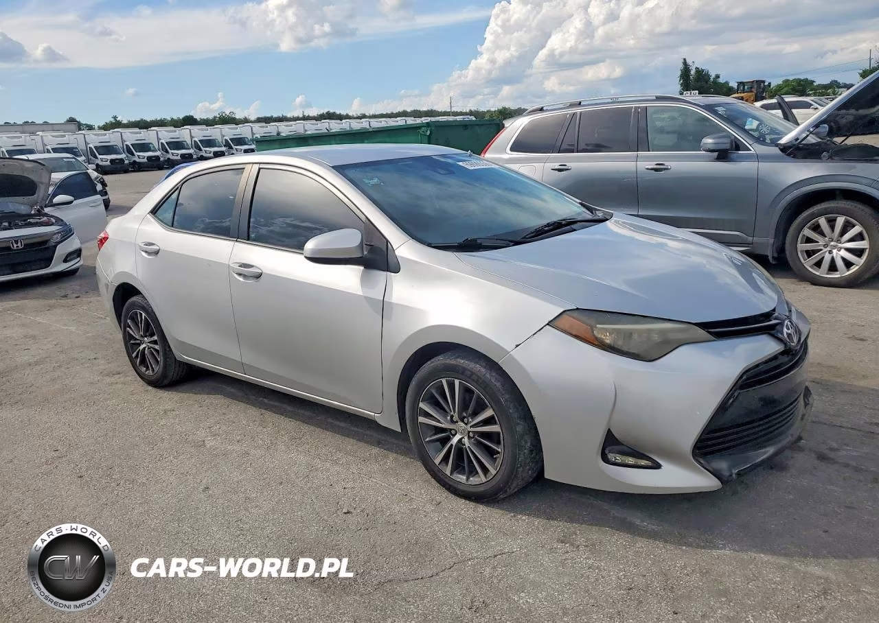 2018 Toyota Corolla Le VIN:2T1BURHE6JC969830 - 4
