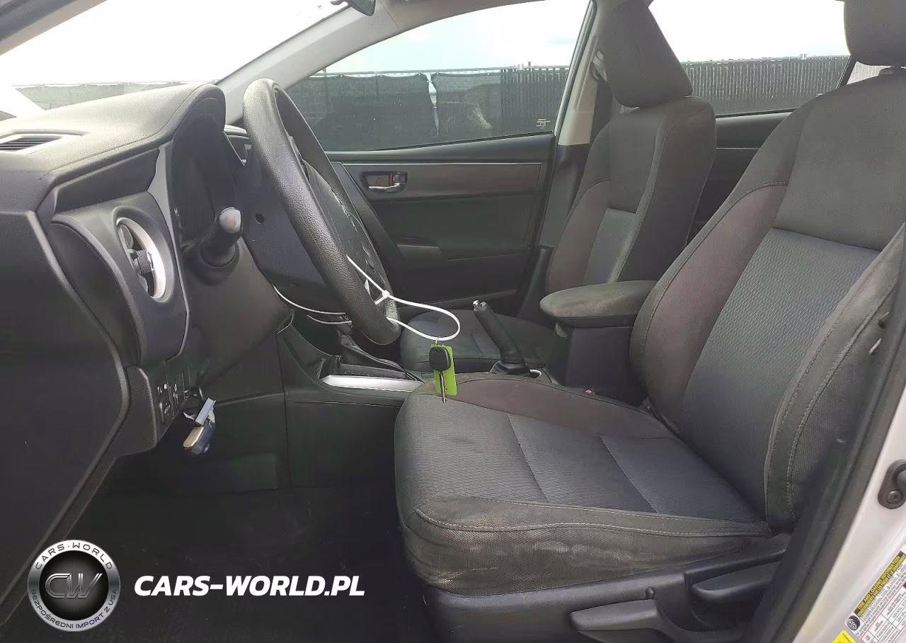 2018 Toyota Corolla Le VIN:2T1BURHE6JC969830 - 7