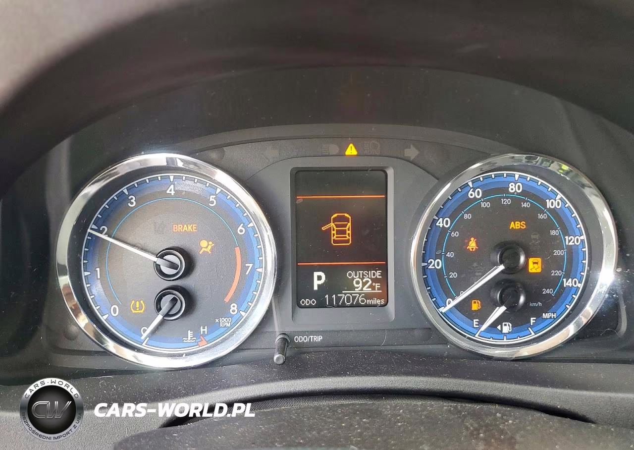 2018 Toyota Corolla Le VIN:2T1BURHE6JC969830 - 9